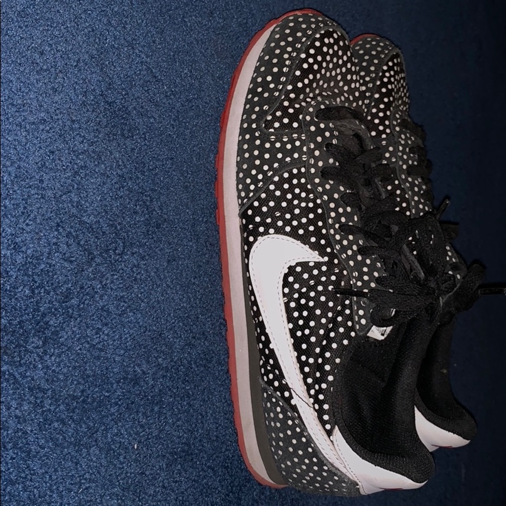Nike shoes